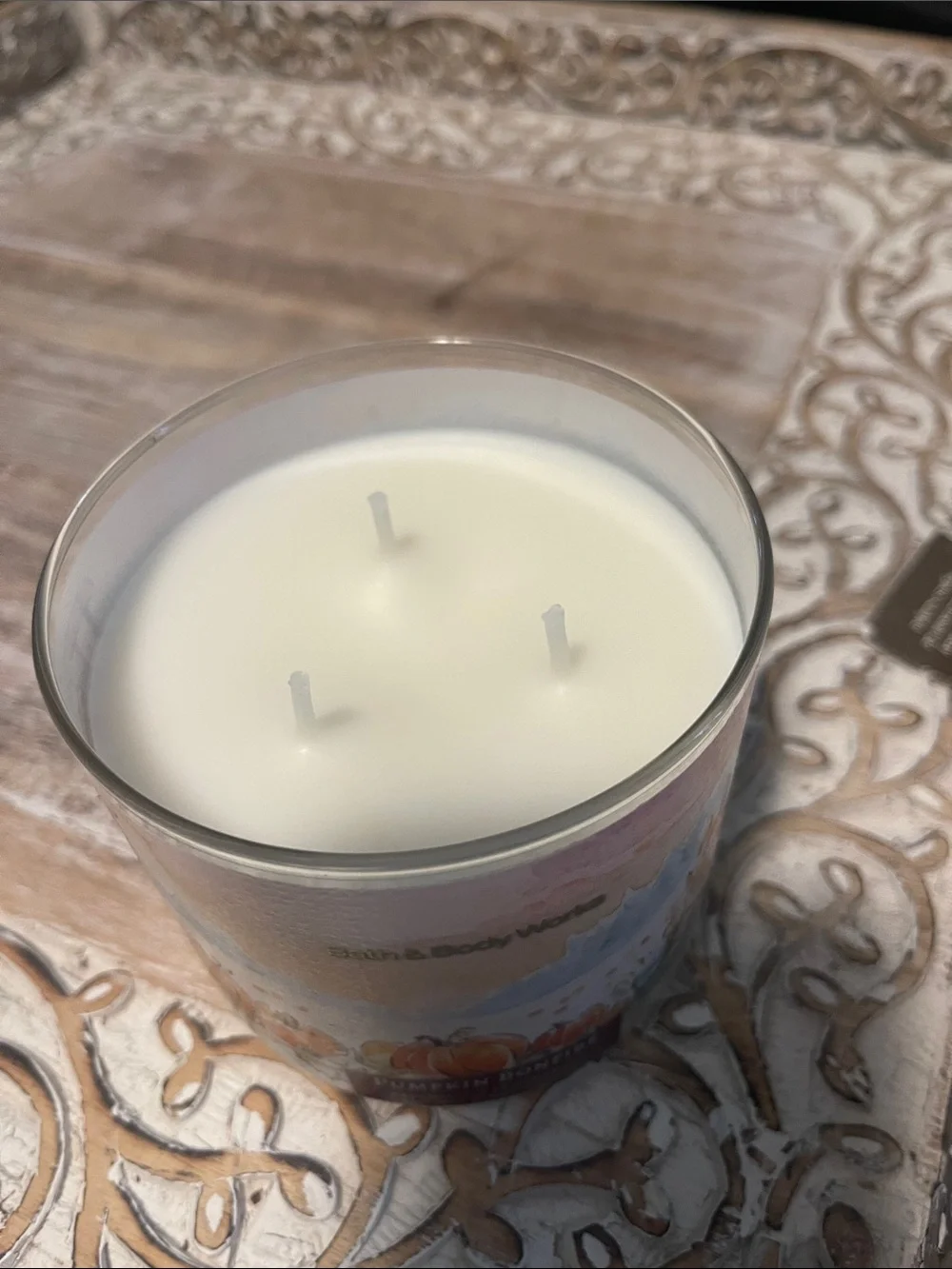 Bath & Body Works Pumpkin Bonfire Candle - Lavender Lid